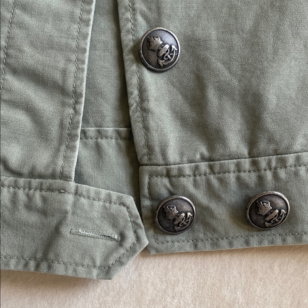 Olive Green Button-Up Jacket - Picture 5 of 10
